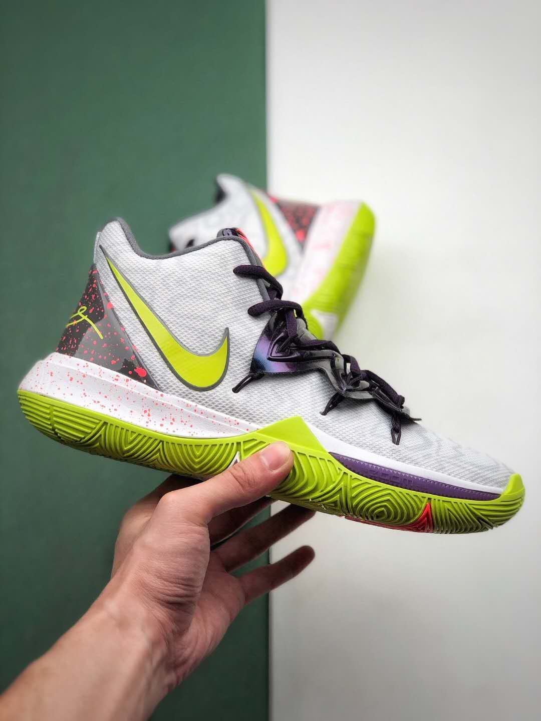 Nike Kyrie 5 Mamba Mentality AO2919-102 - Authentic Performance Basketball Shoes Nike Kyrie 5 Mamba Mentality AO2919-102 - Authentic Performance Basketball Shoes