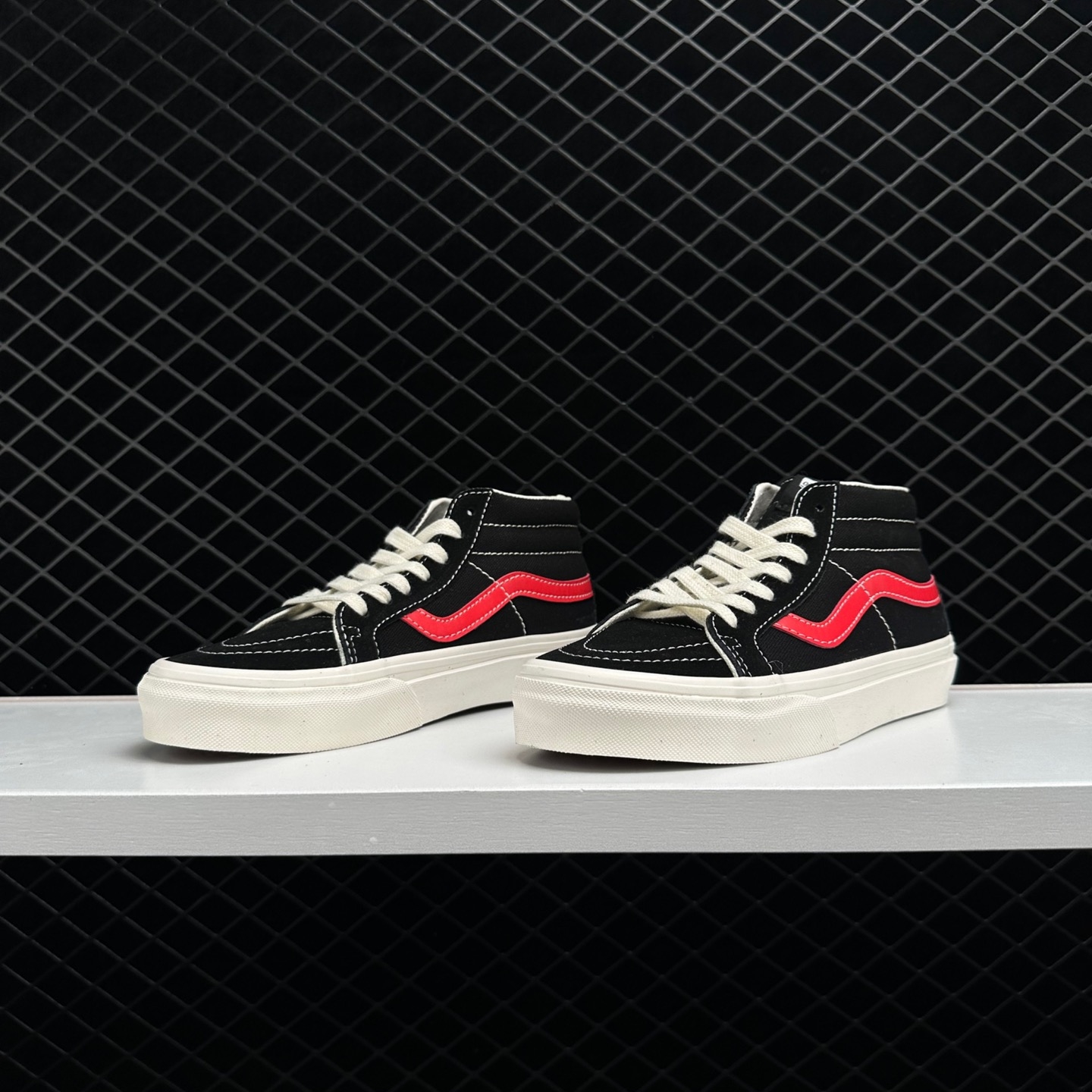 Vans SK8-Mid Black-Red 'Black Red' VN0A391FTP2: Stylish and Bold Skate Shoes