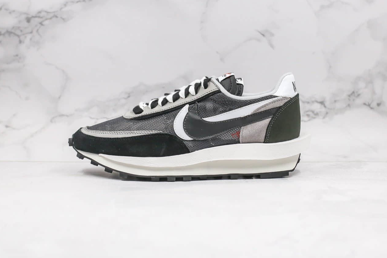Nike sacai x LDWaffle 'Black' BV0073-001 - Stylish Collaboration with sacai for On-Trend Sneaker Fans
