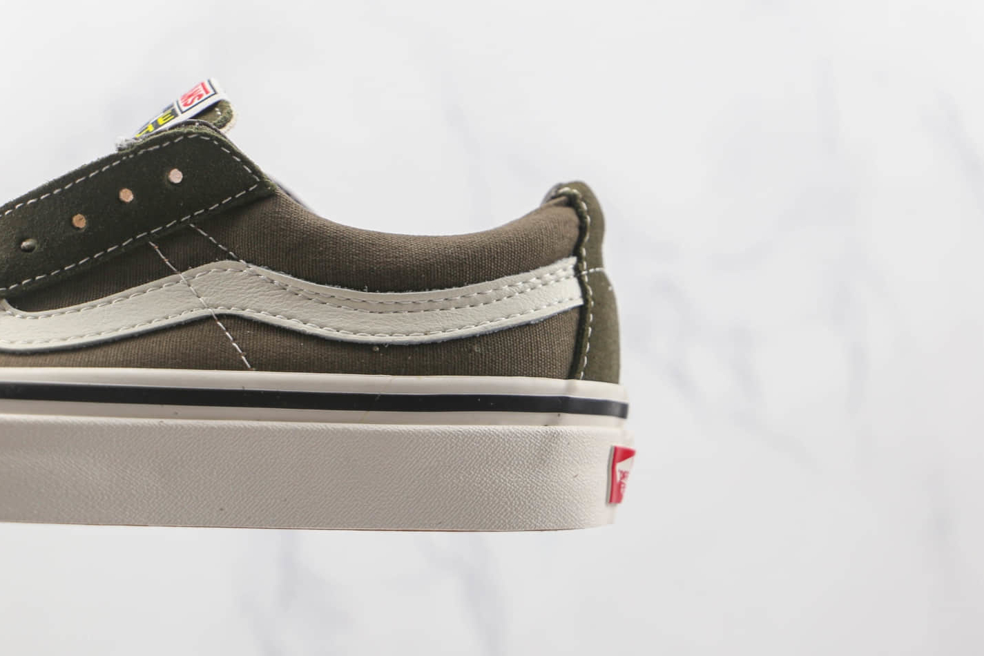 Vans SK8-Low Reissue SF Brown Unisex Green VN0A4UWI2V7 - Stylish and versatile footwear for all genders