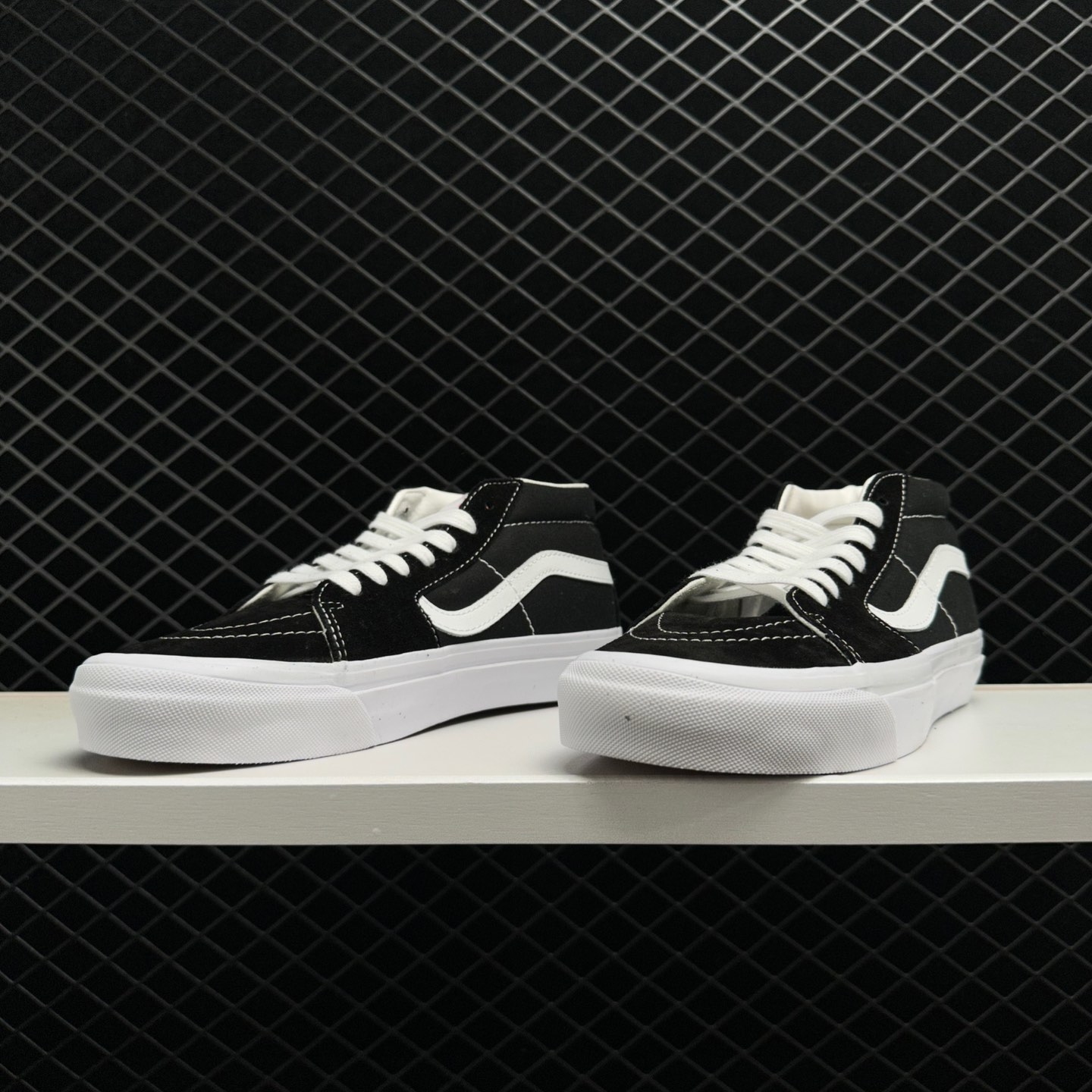 Vans Vaults Sk8-Mid OG LX 'Black White' VN0A4BVCBA2 - Classic Style and Quality