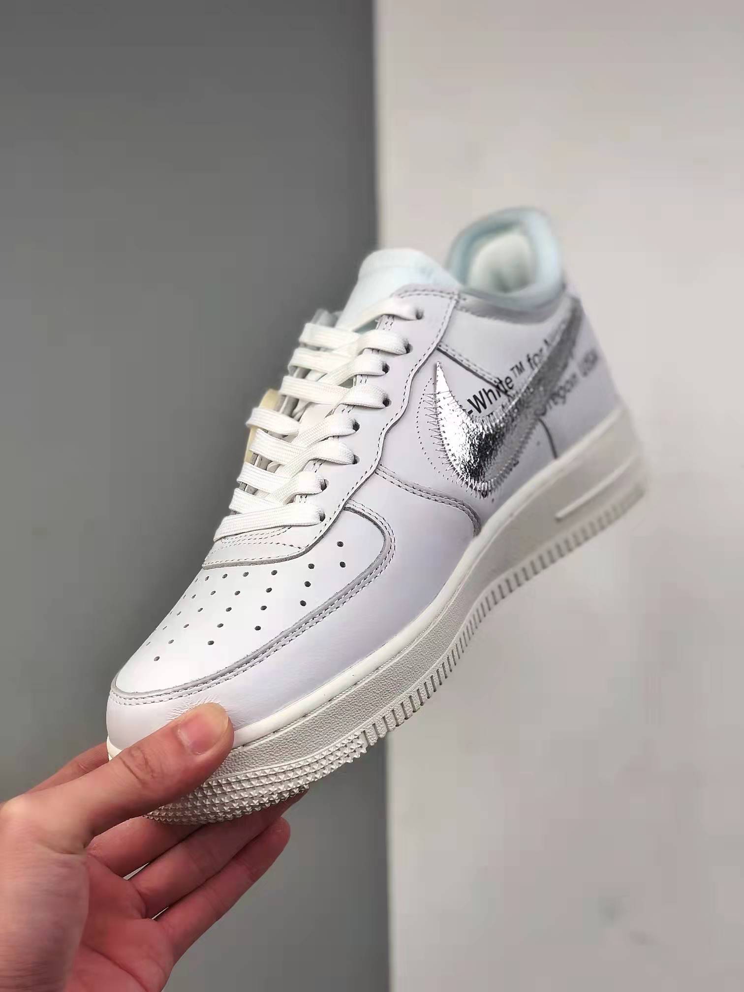 Nike OFF-WHITE x Nike Air Force 1 'ComplexCon Exclusive' AO4297-100 - Limited Edition Collab Sneakers Nike OFF-WHITE x Nike Air Force 1 'ComplexCon Exclusive' AO4297-100 - Limited Edition Collab Sneakers