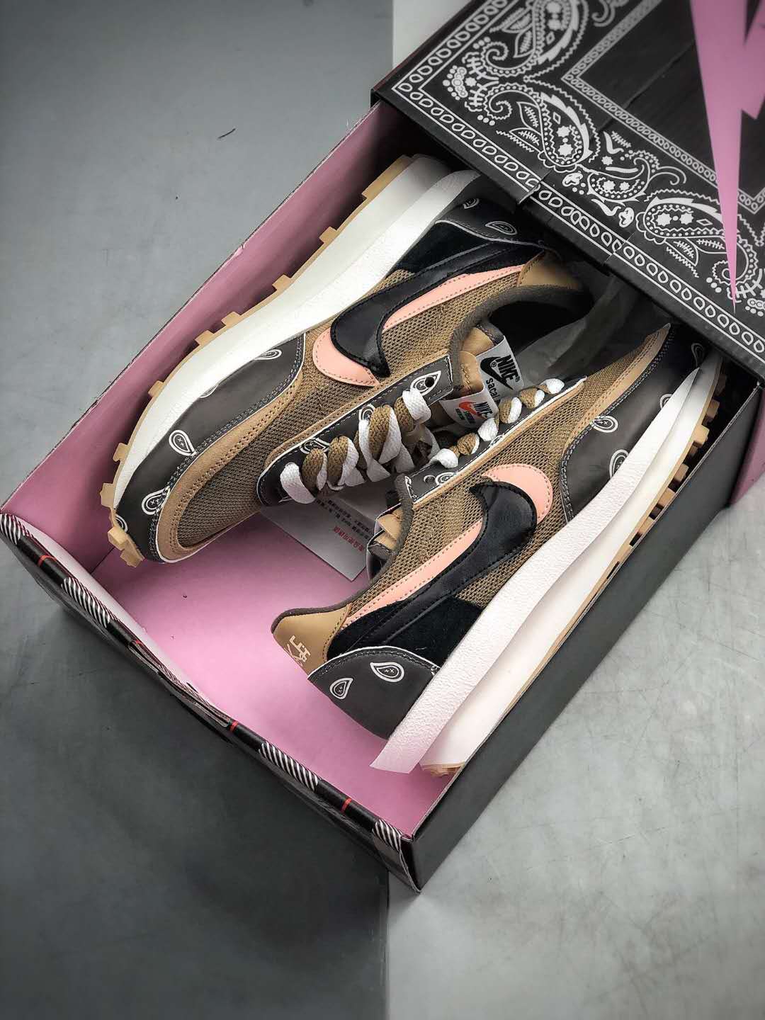 Travis Scott x Sacai x Nike LDV Waffle Daybreak Jackboys BV5053-001 – Limited Edition Collaborative Sneakers Travis Scott x Sacai x Nike LDV Waffle Daybreak Jackboys BV5053-001 – Limited Edition Collaborative Sneakers