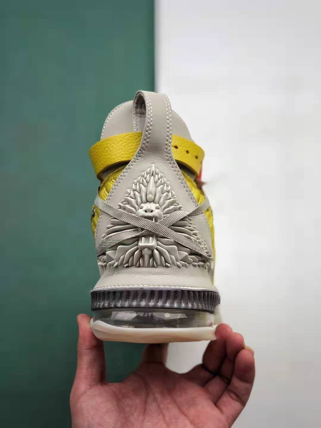 Nike LeBron 16 HFR Harlem Stage 16 CI1144-700: Explore the Iconic Collaboration with Style and Performance