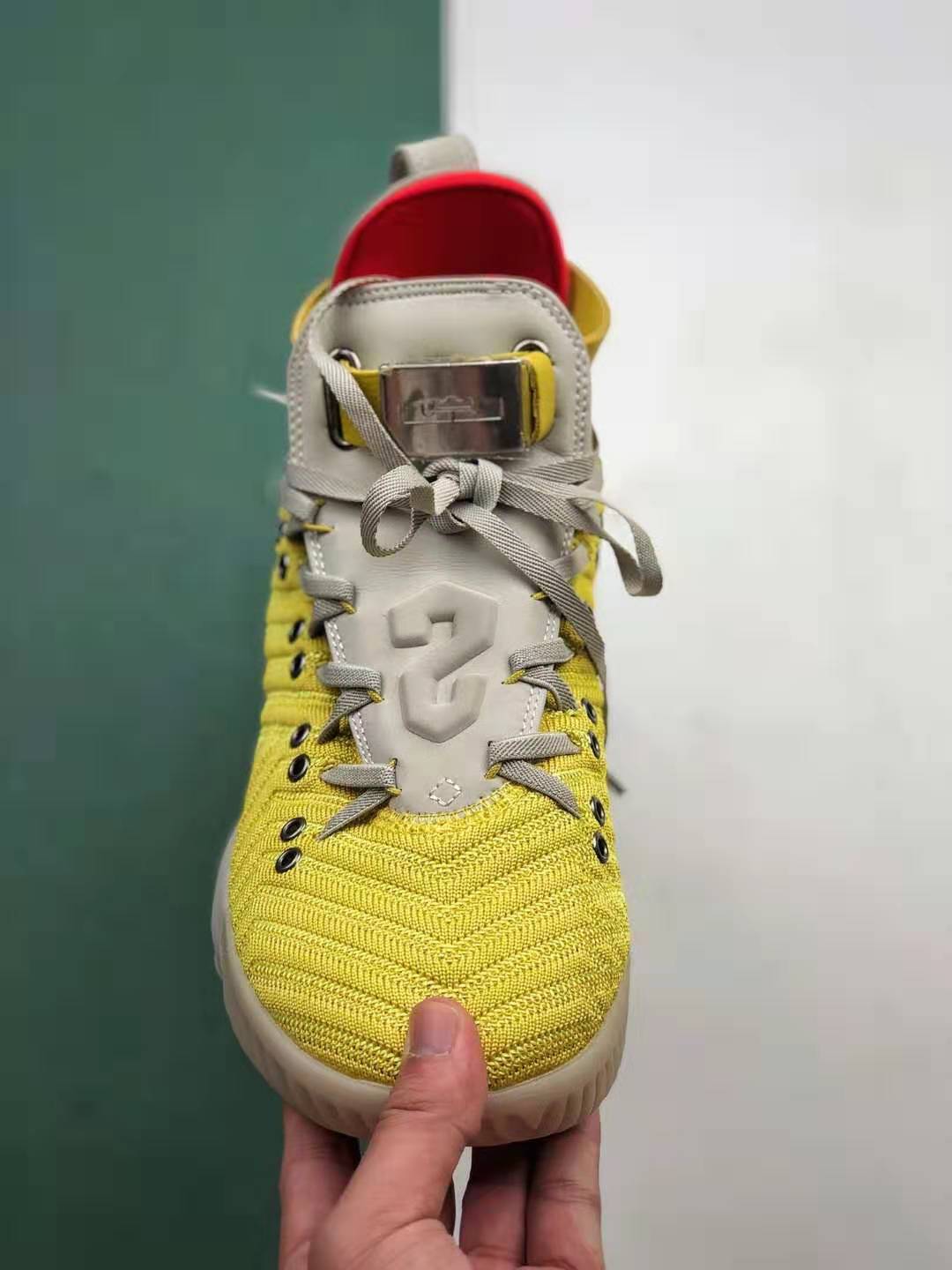 Nike LeBron 16 HFR Harlem Stage 16 CI1144-700: Explore the Iconic Collaboration with Style and Performance