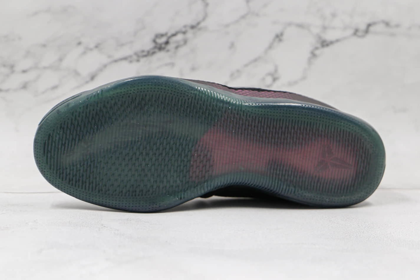 Nike Kobe 11 'Invisibility Cloak' 836183-005 - Supreme Performance and Sleek Design Nike Kobe 11 'Invisibility Cloak' 836183-005 - Supreme Performance and Sleek Design