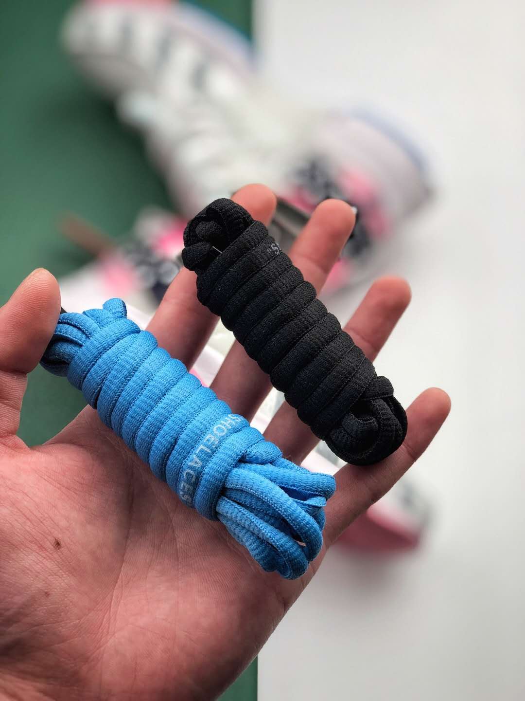 Parra x Off White x Nike Air Presto 2 White Multi Color AA3830-140 - Limited Edition Sneaker Parra x Off White x Nike Air Presto 2 White Multi Color AA3830-140 - Limited Edition Sneaker